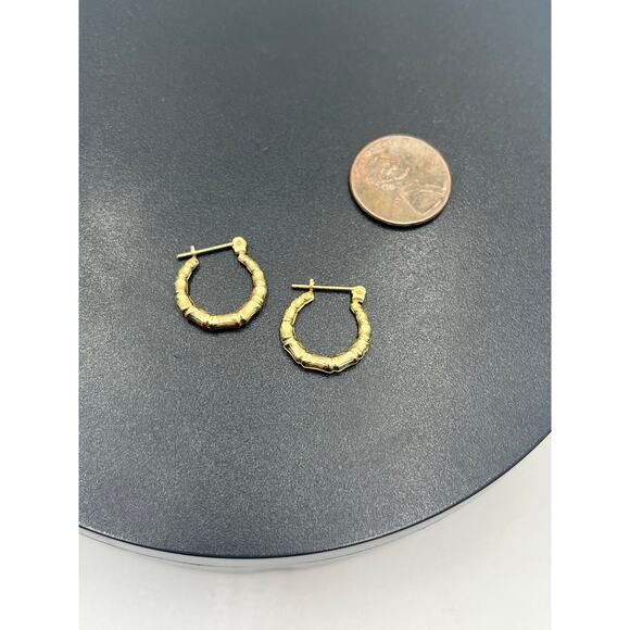JCM Jacmel 14k Yellow Gold Vintage Marked Bamboo Shrimp Hoop Huggie Earrings - Picture 6 of 10